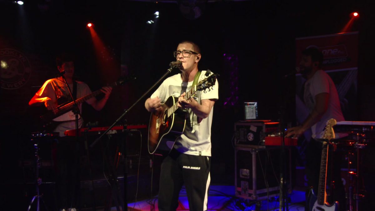 All Access, ONE FM Unplugged Barry Moore.mp4